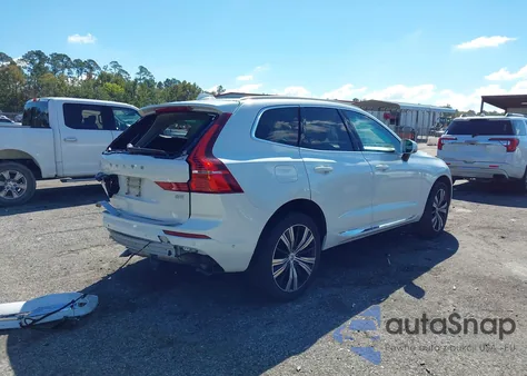 2022 Volvo Xc60 B5 Inscription z USA, uszkodzony, nr VIN YV4L12DL6N1909658